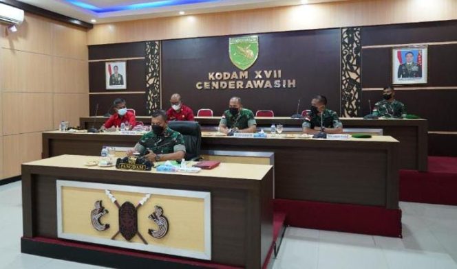 Pangdam XVII/Cenderawasih Ikuti Rapat Pelaksanaan LSN Tahun 2022 Secara Vicon (Pendam XVII/Cenderawasih)