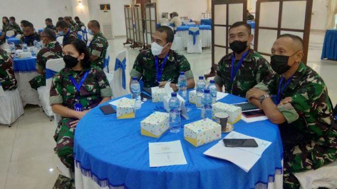 Kapenrem 042/Gapu Mayor Inf RM Hatta mengikuti Rakernis Penerangan TNI AD TA 2022 di Jakarta.**