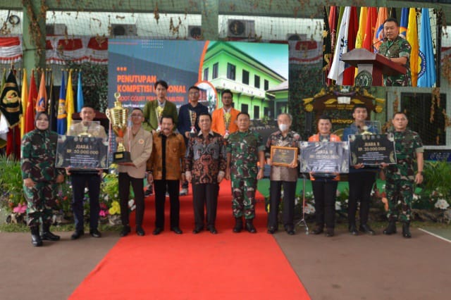 Fakultas Hukum UGM Juara Kompetisi Moot Court Peradilan Militer (Dispenad)