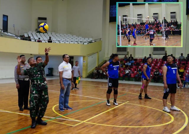 Pangdam XVII/Cenderawasih Mayjen TNI Muhammad Saleh Mustafa Buka Turnamen Bola Voli Dalam Rangka Hari Juang Kartika TNI-AD Tahun 2022/ FOTO : IST