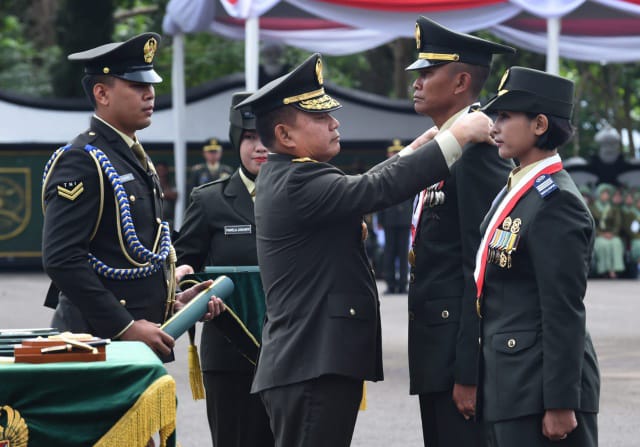 1.092 Perwira Muda Dilantik oleh Kasad