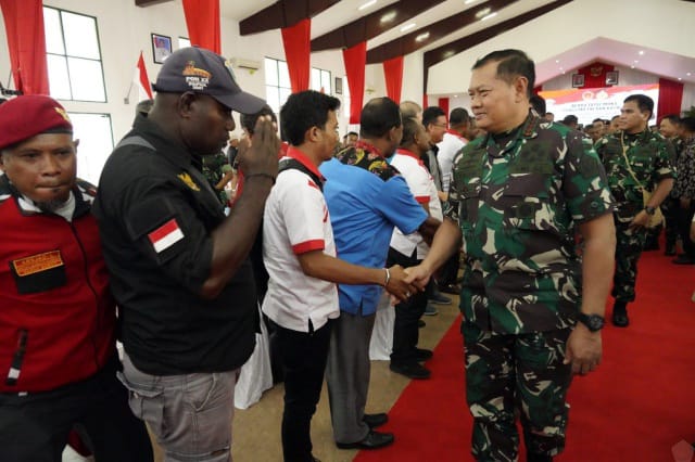 Panglima TNI : Prajurit TNI-Polri Jangan Ragu Dalam Melindungi Masyarakat