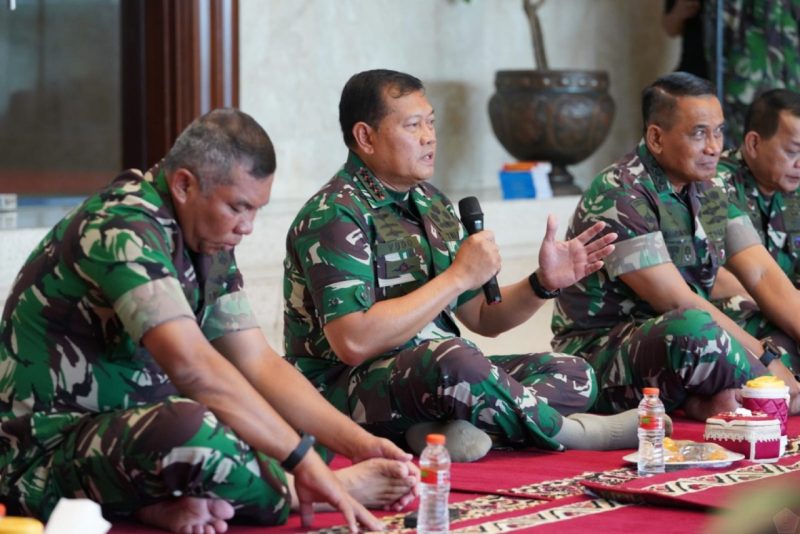 Mabes TNI Awali Kerja di Tahun 2023, Gelar Doa Bersama (Puspen TNI).