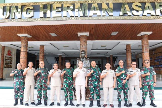 Pangdam XVII/Cenderawasih Terima Audiensi PPAD Membahas Baksos Katarak Untuk Masyarakat Papua