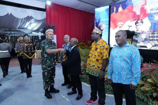 Panglima TNI: Persatuan Membawa Kemakmuran Sedangkan Kebencian Membawa Keruntuhan (Puspen TNI).