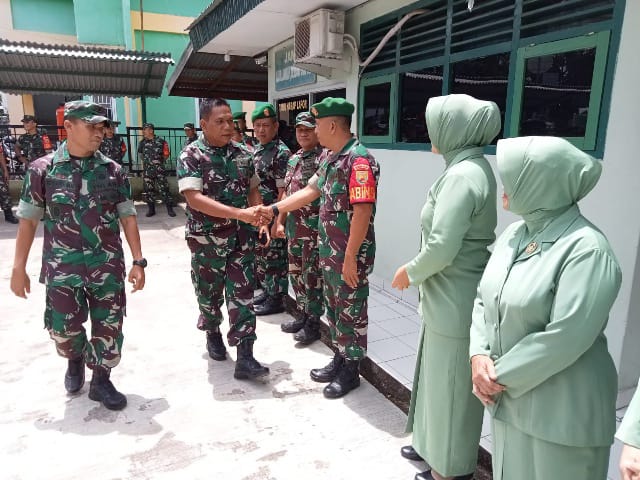 Komandan Kodim 0415/Jambi, Kolonel Inf Marsal Denny saat melakukan kunjungan kerja ke Koramil Jambi Selatan/ FOTO : Dok. Kodim 0415/Jambi 