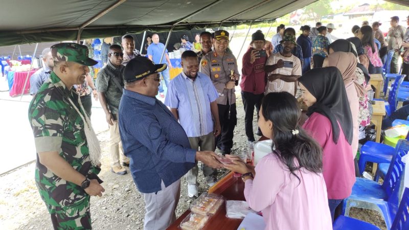 Kodim 1715/Yahukimo Gelar Bazar UMKM Guna Tekan Laju Inflasi/ FOTO : Istimewa