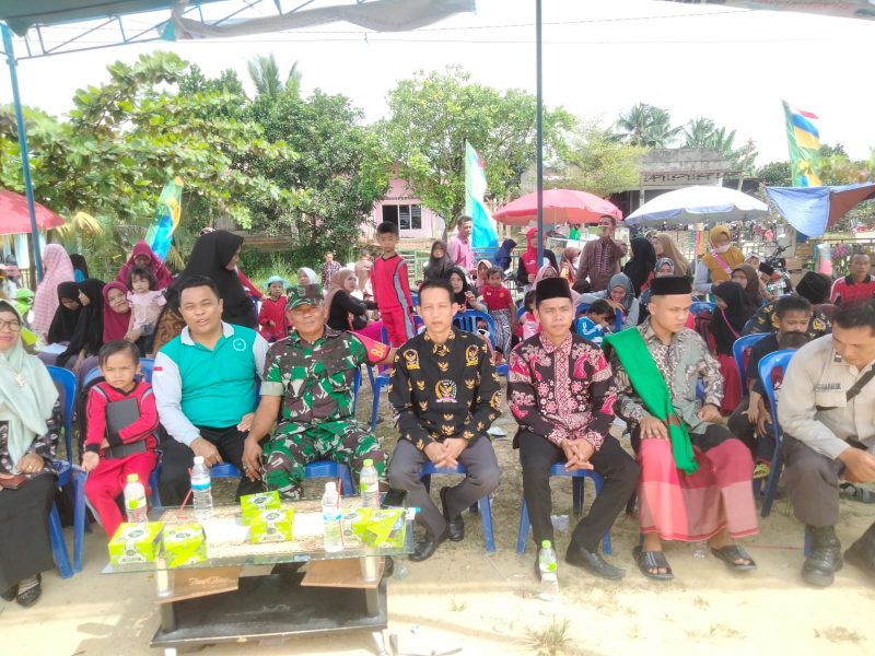 Babinsa Koramil 05/MB Hadiri HUT Desa Bathin/ FOTO : Dimjbi