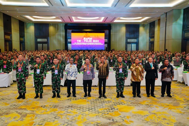 Kepala Staf Angkatan Darat (Kasad) Jenderal TNI Dr. Dudung Abdurachman mengikuti Rapat Pimpinan (Rapim) TNI-Polri di Jakarta Rabu (8/2/2023)./FOTO : Dispenad