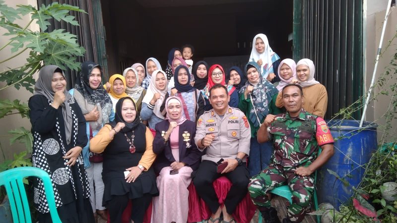 Peduli Pelaku UMKM, Babinsa Koramil 10/Jambi Selatan Hadiri Pertemuan Anggota/ FOTO : Dok.siterdim0415jambi