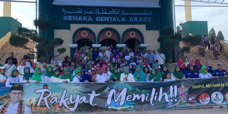 8 (Delapan) simpul Relawan Anies Rasyid Baswedan Deklarasikan Sekretariat bersama (Sekber) ABW Provinsi Jambi bertempat di Pendopo Jambi AMPHI Theater, Gentala Arasy, Jambi Kota Seberang, Minggu (12/2/2023) pagi./ FOTO : IST
