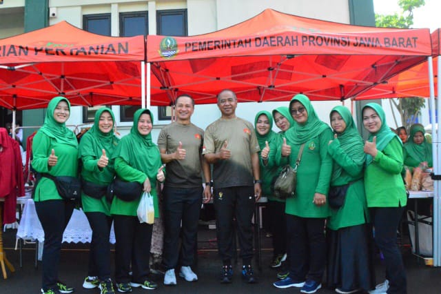 Kodiklatad Gelar Bazzar Murah (Foto. Pen Kodiklatad)