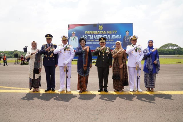 Kasad Hadiri HUT Ke-77 TNI Angkatan Udara (Dok/Dispenad)