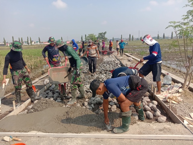 Minggu Pertama Pengerjaan Betonisasi Jalan TMMD 120 Kodim 0726/Sukoharjo Capai Progres 25 Persen