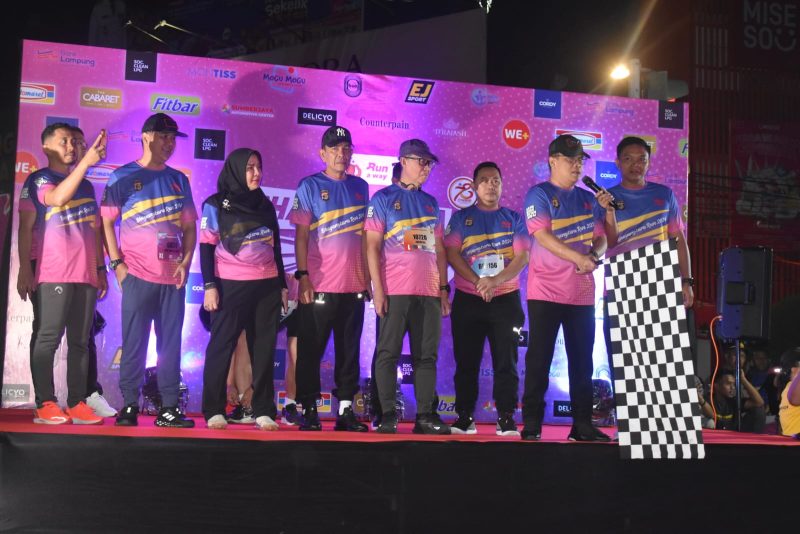 Danrem 043/Gatam dan Kapolda Lepas Peserta Bhayangkara Run Polda Lampung