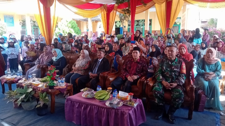 Hadiri Acara Perpisahan Siswa/Siswi Kelas 6, Pesan Babinsa Lanjutkan Pendidikan Kejenjang Lebih Tinggi/jt