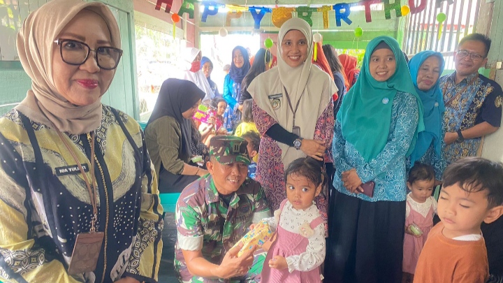 Babinsa Bersama Unsur Terkait Berupaya Membantu Menurunkan Stunting Di Wilayah Jambi Timur/JT