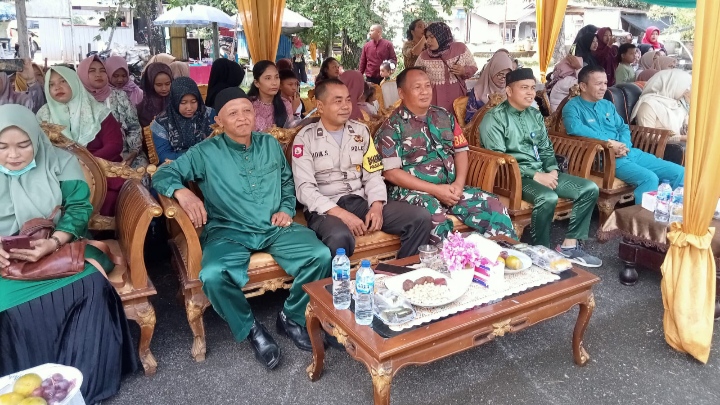 Kompak Babinsa dan Bhabinkamtibmas Hadiri Acara Pentas Kreatifitas dan Pelepasan Anak Didik PAUD Karya Bakti/mt