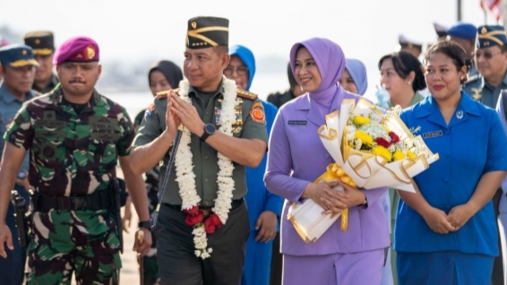 Panglima TNI Lakukan Tatap Muka Dengan Ratusan Prajurit di Batam/Puspen TNI