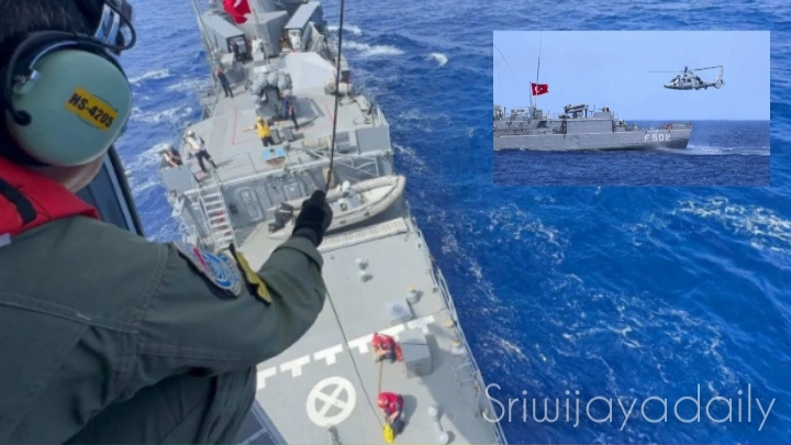 Latihan Bersama Helikopter TNI AL dan Kapal Perang Turki di Laut Mediterania