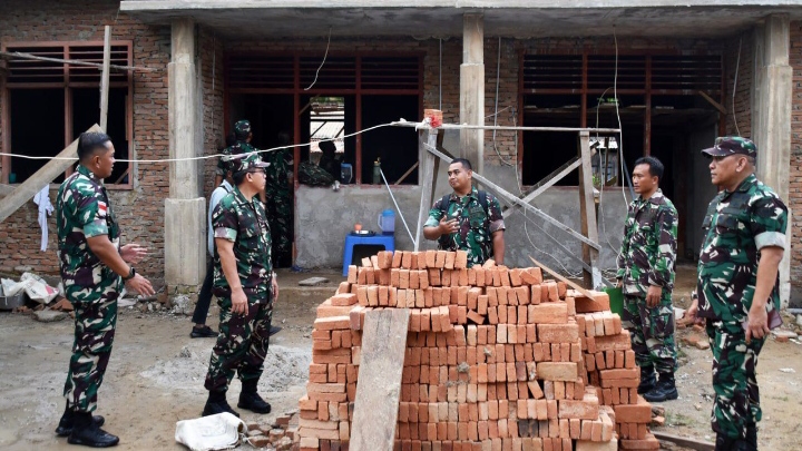 Tim Itjenad Melakukan Pengecekan Pembangunan Rumah Dinas Swakelola di Makodim 1707/Merauke