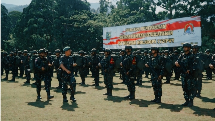 Danrem 172/PWY Pimpin Upacara Penerimaan Satgas Pamtas Kewilayahan Yonif 614/Raja Pandita