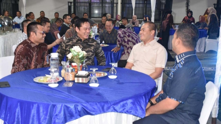 Korem 044/Gapo Rayakan HUT ke-43 dengan Malam Keakraban di Oku Selatan