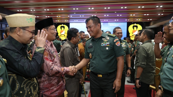 Wakasad, Letjen TNI Tandyo Budi R., dalam Rapat Paripurna (Rapurna) TMMD 2024 di Aula Jenderal Besar A.H. Nasution, Markas Besar Angkatan Darat (Mabesad) bersama Undangan dari Lintas Sektoral/FOTO: Dispenad