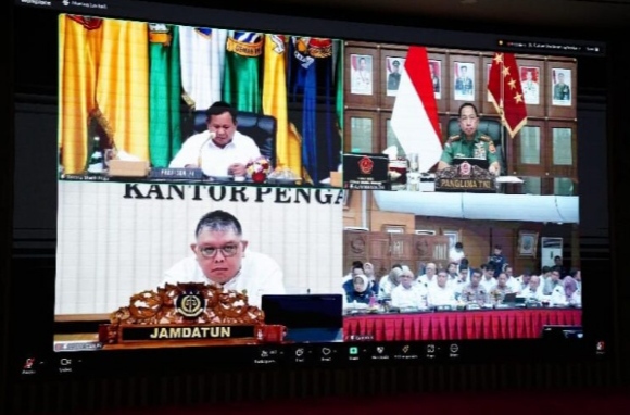 Panglima TNI Ikuti Rapat Virtual Bersama Presiden RI Bahas Pengendalian Inflasi dan Kebijakan Upah Minimum 2025/Dok: Puspen TNI
