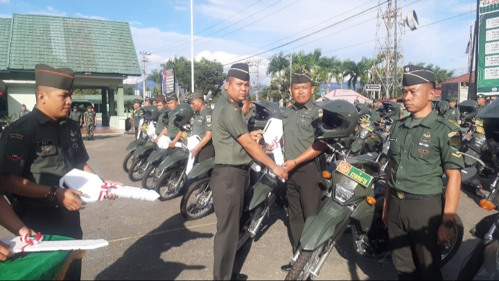 Dukung Kelancaran Tugas ,Dandim 0417/Kerinci Pimpin Penyerahan Randis SPM kepada Para Babinsa/Pendim Kerinci