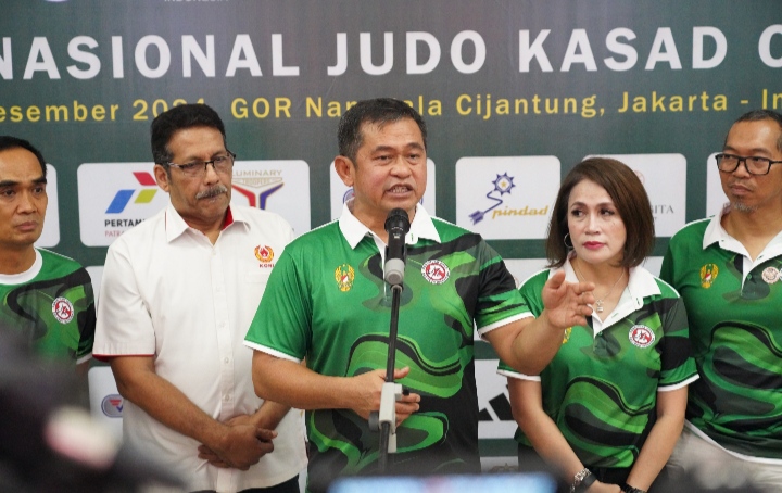Kepala Staf Angkatan Darat (Kasad), Jenderal TNI Maruli Simanjuntak, M.Sc., secara resmi membuka Kejuaraan Nasional (Kejurnas) Judo Piala Kasad XV di GOR Nanggala, Cijantung, Jakarta Timur, Jumat (13/12/2024)/Dok. Dispenad