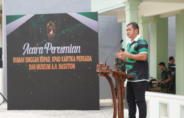 Kasad Jenderal TNI Maruli Simanjuntak, M.Sc., meresmikan tiga fasilitas strategis, yaitu Rumah Singgah RSPAD, Komplek Perumahan Angkatan Darat (KPAD) Kartika Persada, dan Museum A.H. Nasution.  di Jl. Senen Raya, Jakarta Pusat, Jumat (13/12/2024)/Dispenad