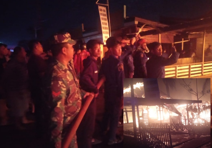 Babinsa Kodim 0419/Tanjab Turun Langsung Bantu Pemadaman Kebakaran di Patunas/Sriwijayadaily