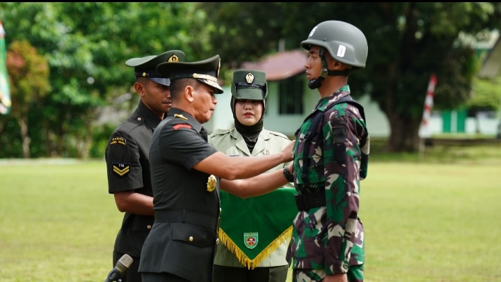 Kepala Staf Kodam (Kasdam) XVII/Cenderawasih Brigjen TNI Thevi A. Zebua, S.E., M.M, membuka secara resmi Pendidikan Pertama Bintara (Dikmaba) Gelombang II Tahun Anggaran 2024/Pendam Cenderawasih