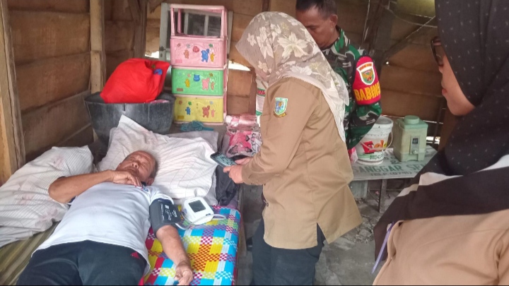 Empati di Tengah Modernitas, Serda Suhardi Bantu Warga Hidup Sebatangkara/sriwijayadaily