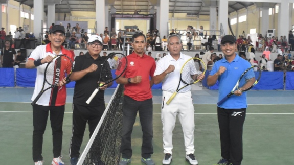 Komandan Korem 043/Gatam, Brigjen TNI Rikas Hidayatullah, S.E., M.M., menghadiri pembukaan Lomba Tenis Kelas Beginner Lampung Entertennis Tahun 2024/Penrem Gatam