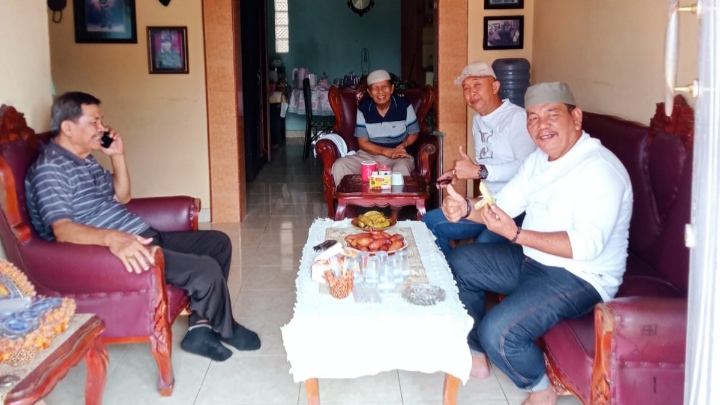 Tim BSPP saat berkunjung ke kediaman sdr Erwin, purnawirawan yang sakit permanen/Dok. R.Simangunsong